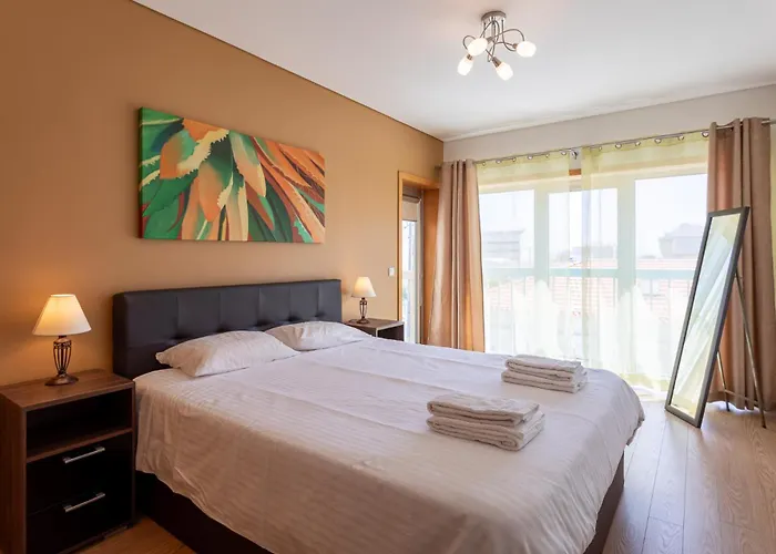 Invesdora E Governador Appartement *